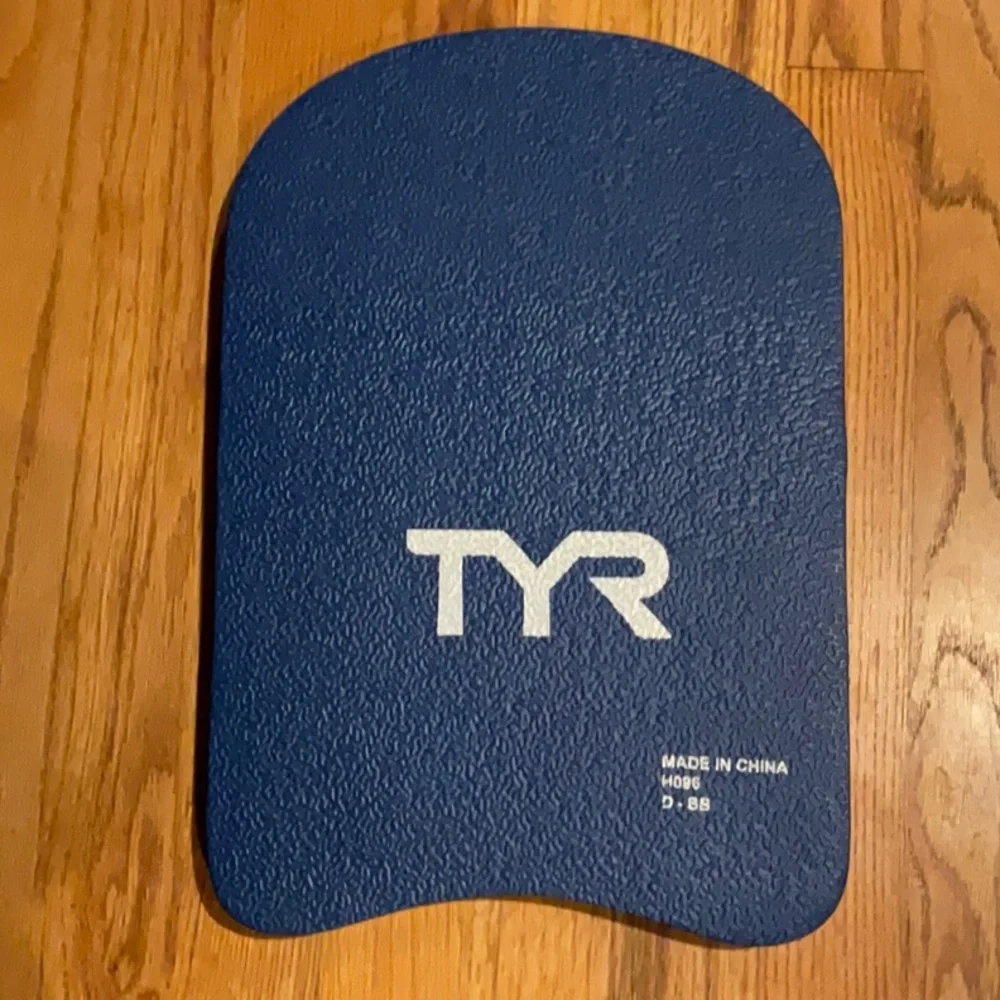 TYR Jr Kickboard, Blue & White